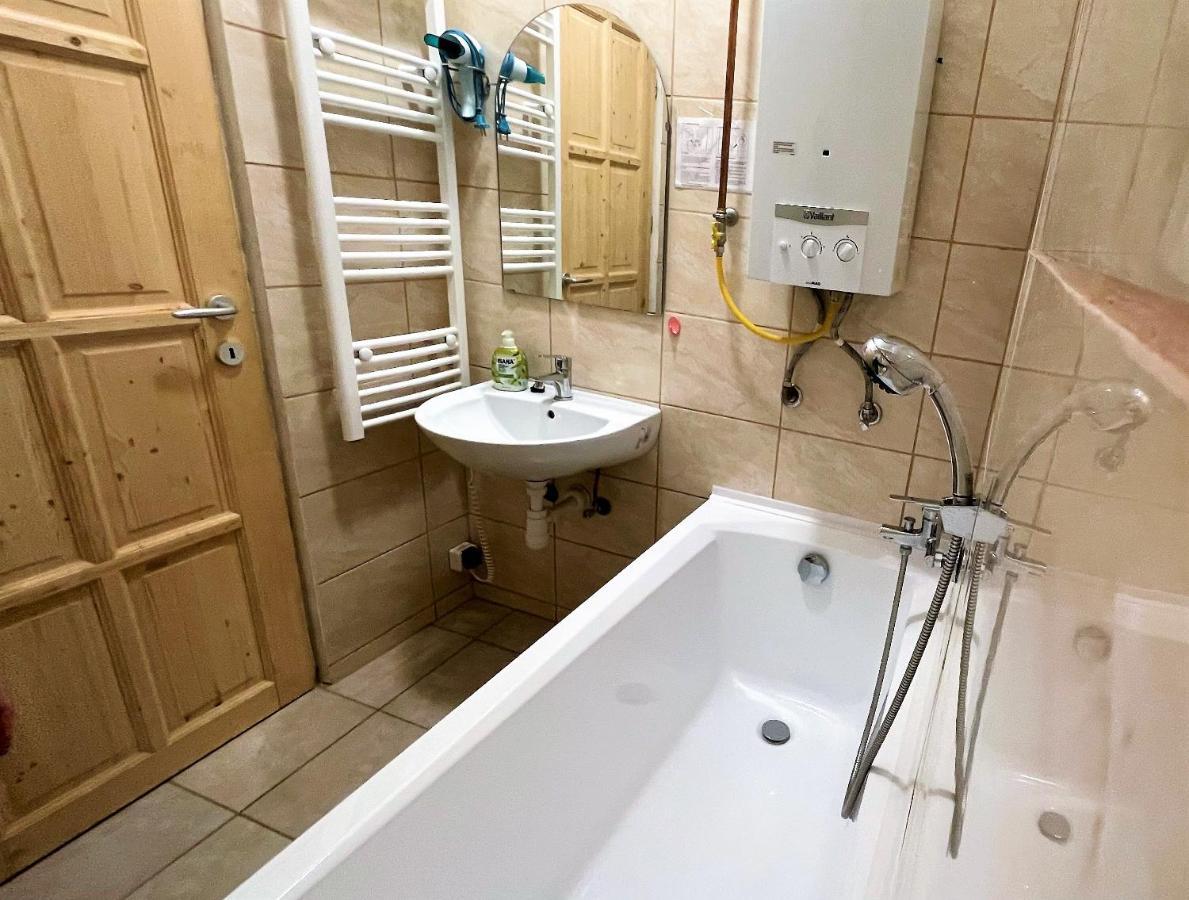 Evi Apartman Eger Ngoại thất bức ảnh